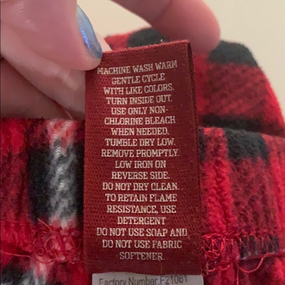 Boys Arizona jeans co size 8 pajama pants red - Picture 4 of 4